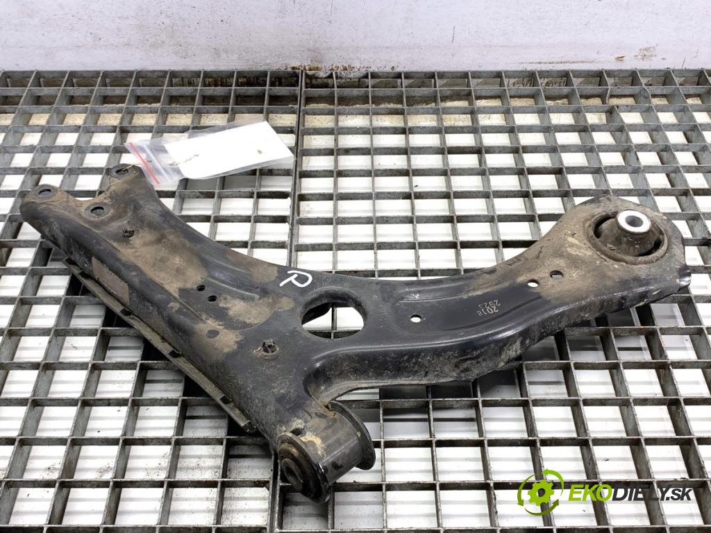 SKODA KAMIQ SUV 2023 81 kW 1.0 TSI 999 rameno pravý přední část