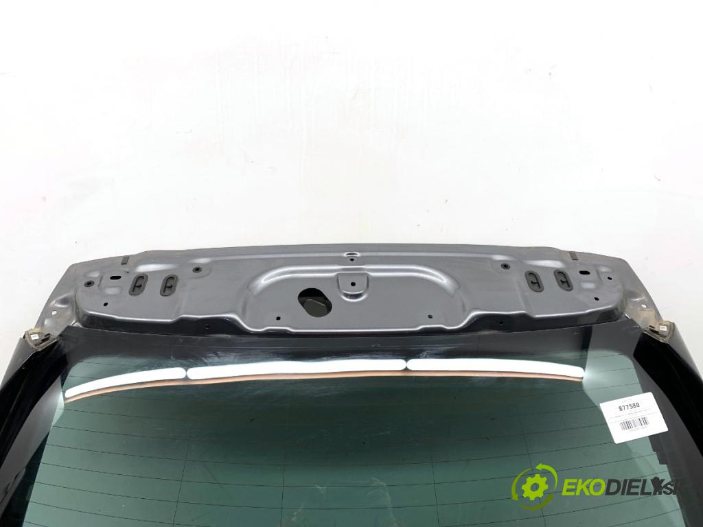 SKODA KAMIQ SUV 2023 81 kW 1.0 TSI 999 kapota zad