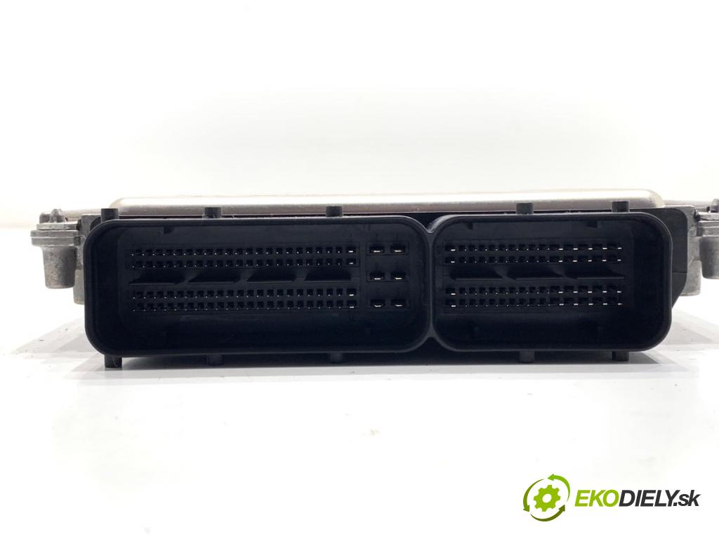 SKODA KAMIQ SUV 2023 81 kW 1.0 TSI 999 řídící jednotka motora 05C907394D (Řídicí jednotka)