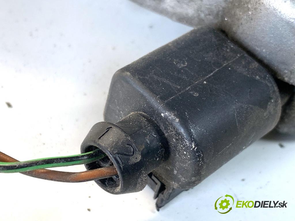 SKODA KAMIQ SUV 2023 81 kW 1.0 TSI 999 Kompresor klimatizácie 3Q0816803E (Kompresor klimatizácie)