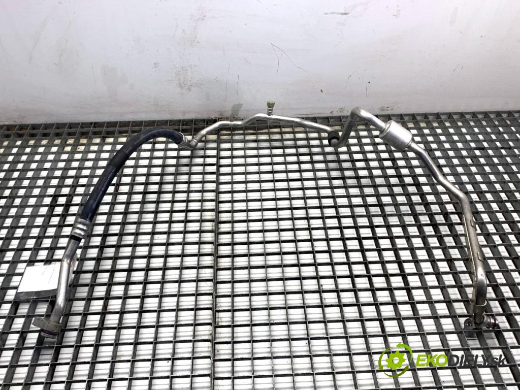 SKODA KAMIQ SUV 2023 81 kW 1.0 TSI 999 rúrka klimatizácie 2Q0816743AL (Rúrka klimatizácie)