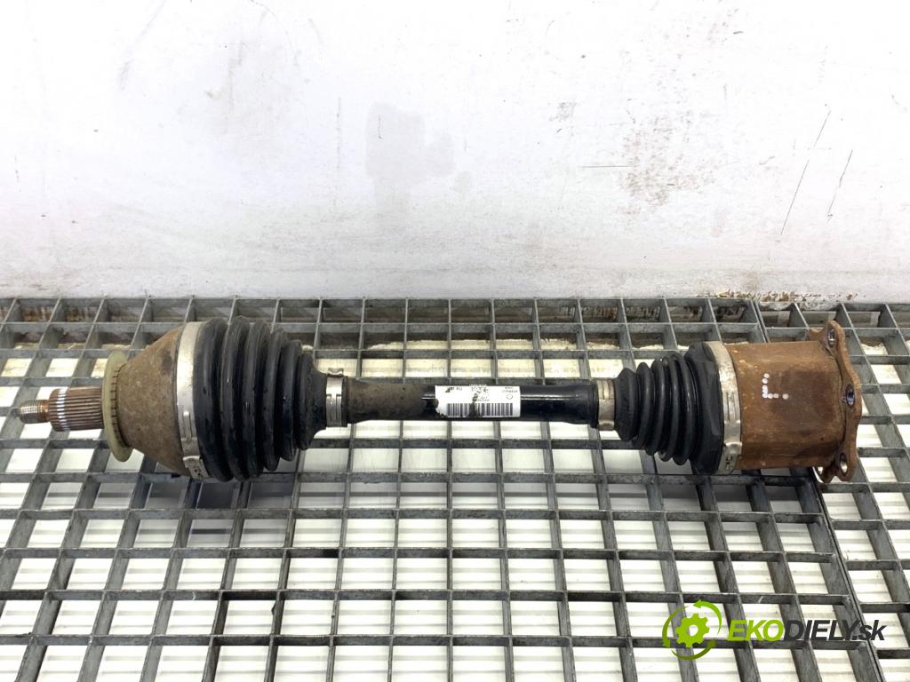 SKODA KAMIQ SUV 2023 81 kW 1.0 TSI 999 Poloos ľavy predný 2Q0407271CA