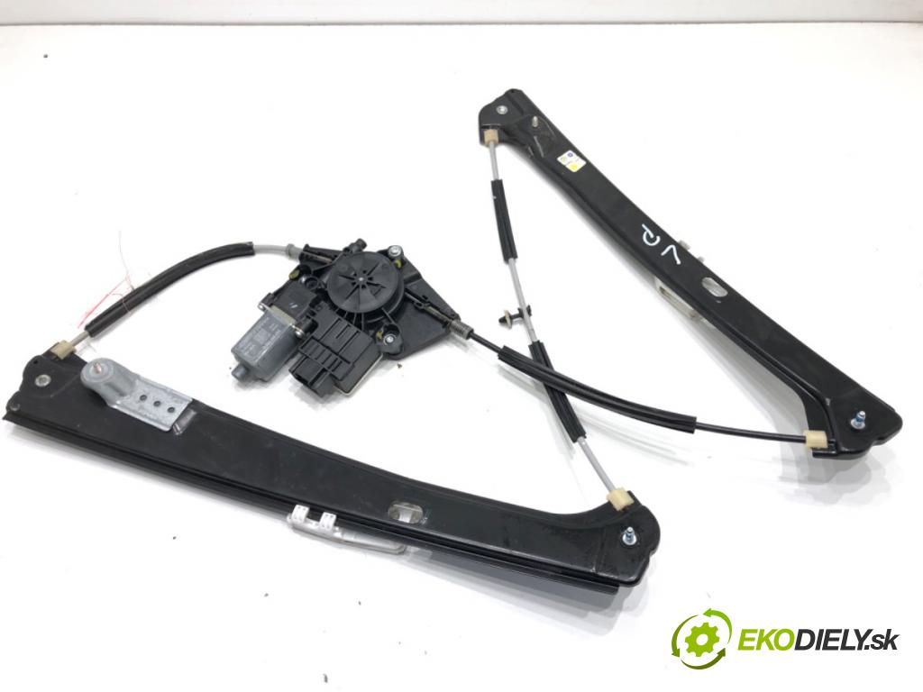 SKODA KAMIQ SUV 2023 81 kW 1.0 TSI 999 mechanismus okna levý přední část 2Q1959405C