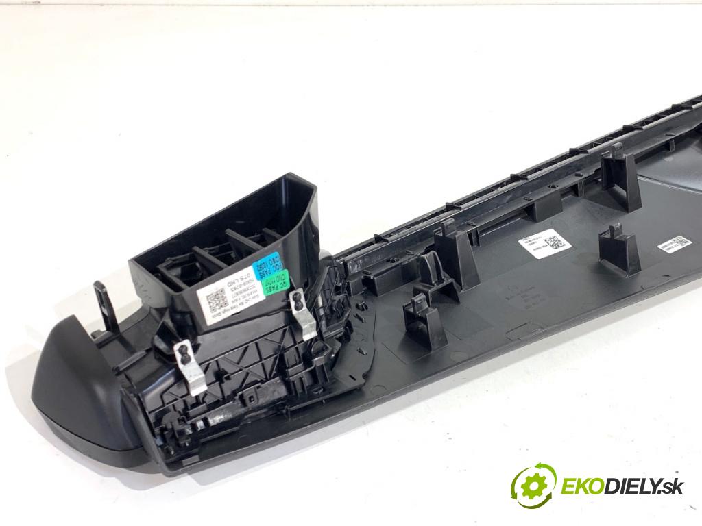 SKODA KAMIQ SUV 2023 81 kW 1.0 TSI 999 lišty kryt 655863212A 655858418CB (Lišta)