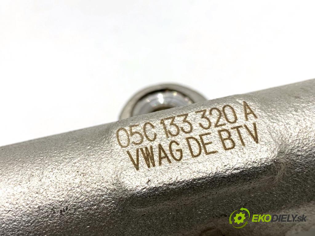 SKODA KAMIQ SUV 2023 81 kW 1.0 TSI 999 Lišta vstrekovacia 05C133320A (Vstrekovacia lišta)