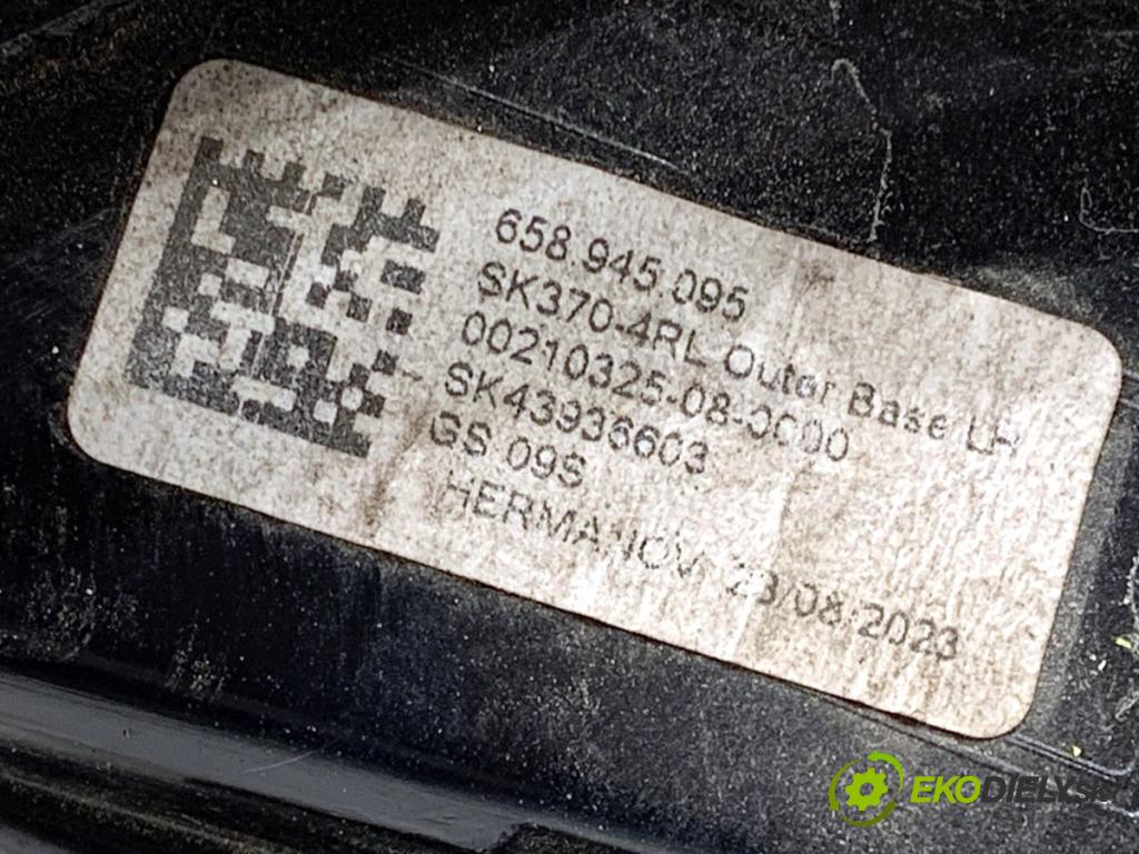 SKODA KAMIQ SUV 2023 81 kW 1.0 TSI 999 světlo levý zadní část 658945095