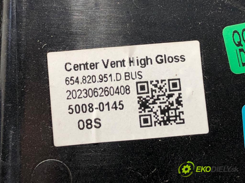 SKODA KAMIQ SUV 2023 81 kW 1.0 TSI 999 Mriežky kúrenia predný stredna 654820951D