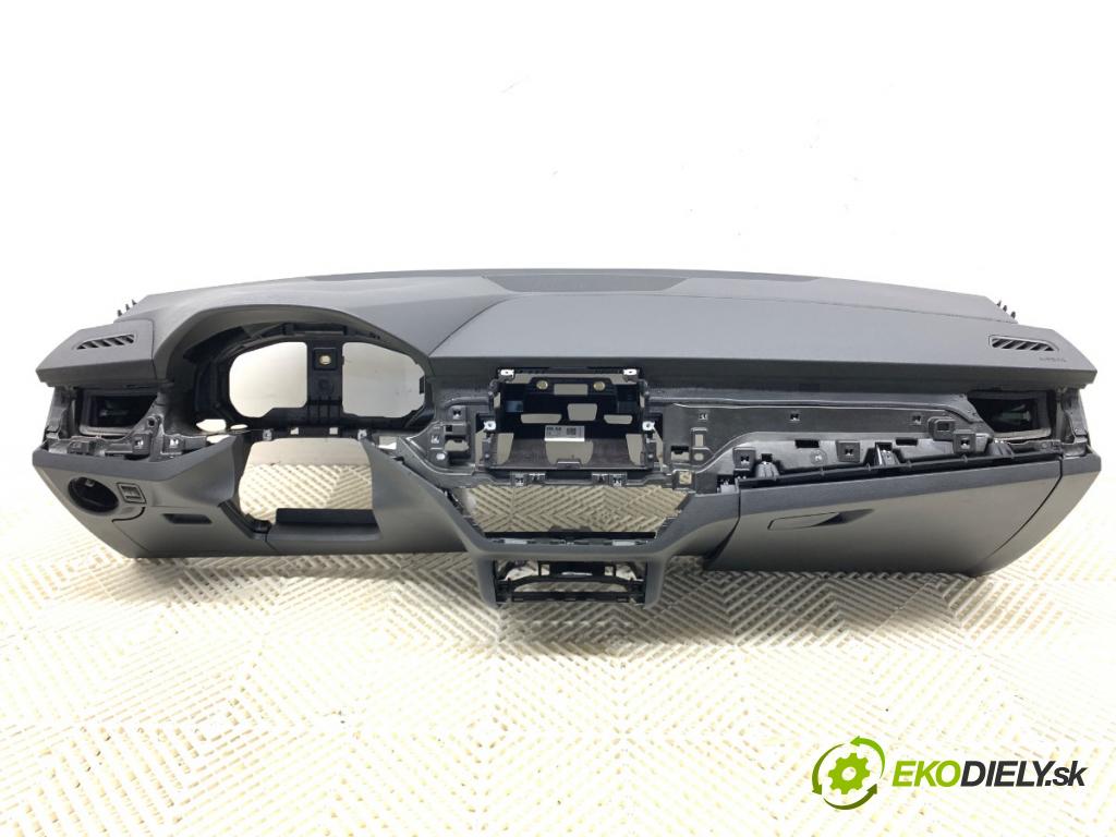 SKODA KAMIQ SUV 2023 81 kW 1.0 TSI 999 Palubná doska silentbloku 3V0880201AP