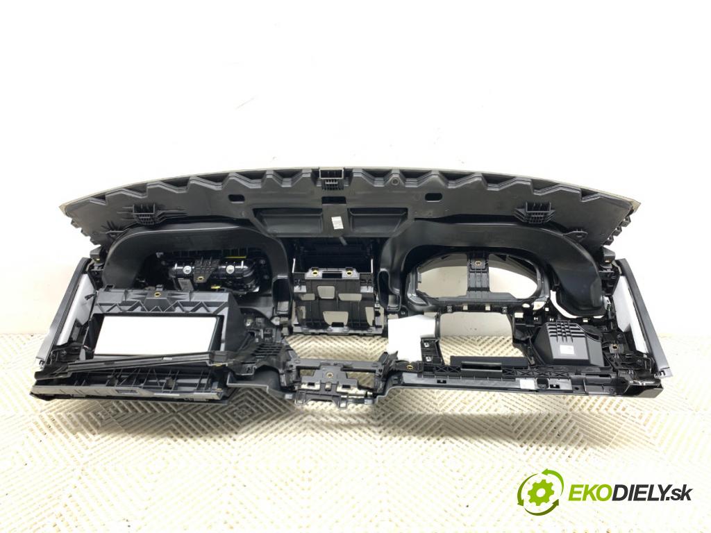 SKODA KAMIQ SUV 2023 81 kW 1.0 TSI 999 Palubná doska silentbloku 3V0880201AP