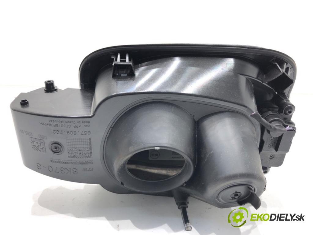 SKODA KAMIQ SUV 2023 81 kW 1.0 TSI 999 Dvierka nádrže paliva 657809702 (Kľučka dverí ostatné)