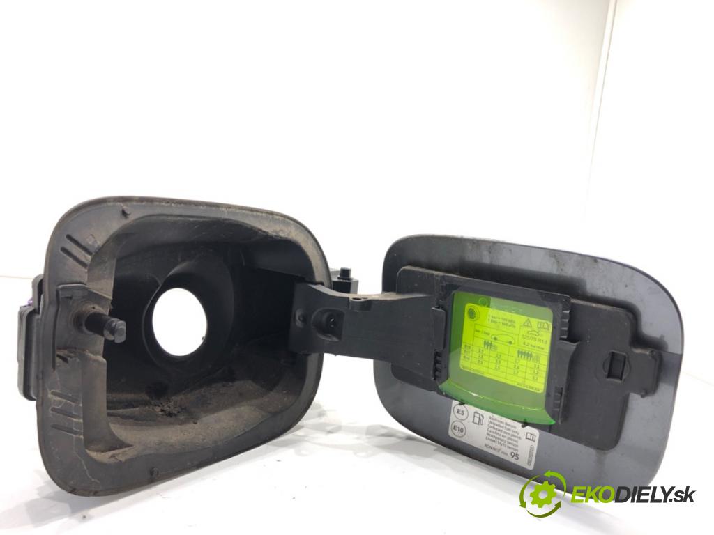 SKODA KAMIQ SUV 2023 81 kW 1.0 TSI 999 Dvierka nádrže paliva 657809702 (Kľučka dverí ostatné)