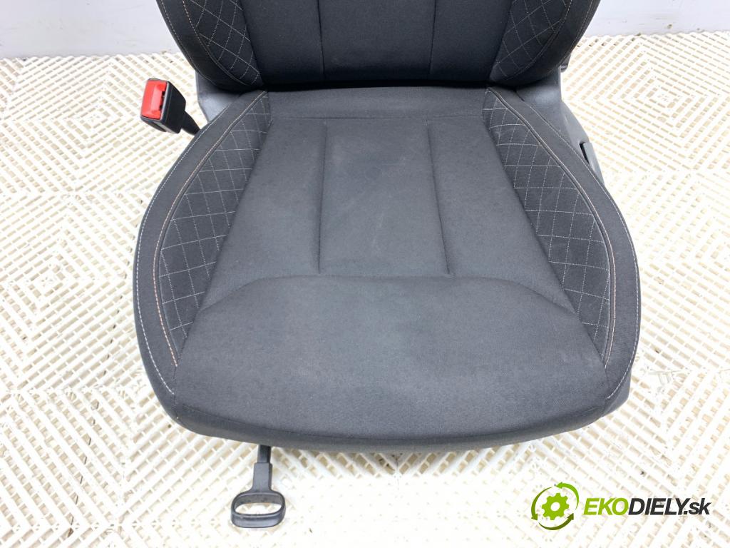 SKODA KAMIQ SUV 2023 81 kW 1.0 TSI 999 Sedadlo ľavy predný