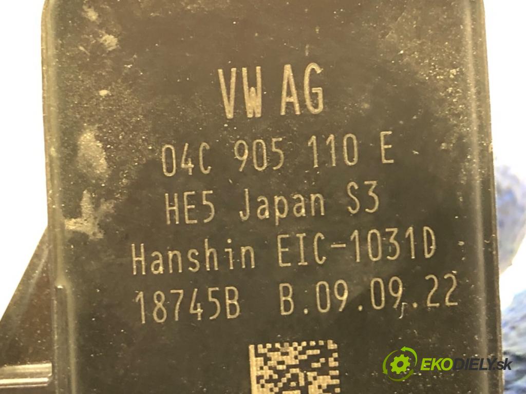 SKODA KAMIQ SUV 2023 81 kW 1.0 TSI 999 Cievka zapaľovacia 04C905110E