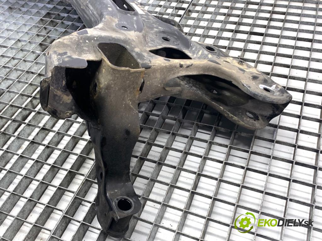 SKODA KAMIQ SUV 2023 81 kW 1.0 TSI 999 Výstuha pod Motor 2Q0199315B (Výstuha predná)