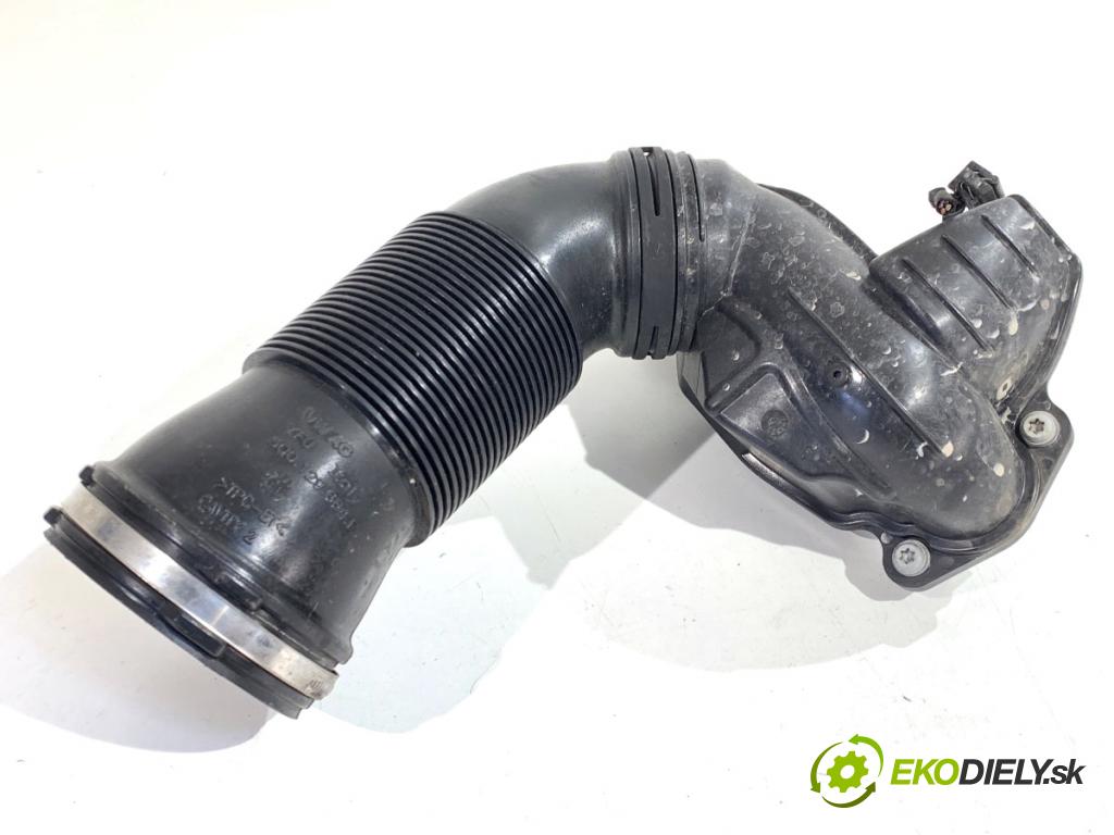 SKODA KAMIQ SUV 2023 81 kW 1.0 TSI 999 Rúra vzduchu 05C129654C 5Q0129684E