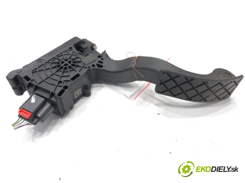 SKODA KAMIQ SUV 2023 81 kW 1.0 TSI 999 Potenciometer plynu 2Q1723503 (Potenciometer plynového pedálu)