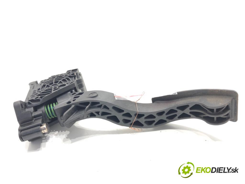 SKODA KAMIQ SUV 2023 81 kW 1.0 TSI 999 Potenciometer plynu 2Q1723503 (Potenciometer plynového pedálu)