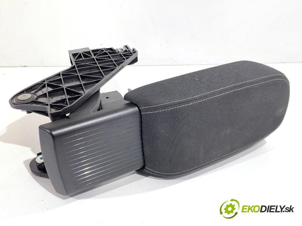 SKODA KAMIQ SUV 2023 81 kW 1.0 TSI 999 Lakťová opierka 654864207A (Lakťová opierka)