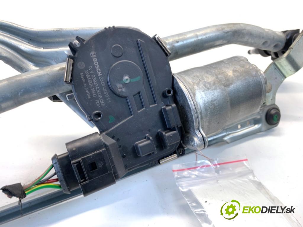 SKODA KAMIQ SUV 2023 81 kW 1.0 TSI 999 Mechanizmus stieračov predný 658955023B (Motorček stieračov predný)