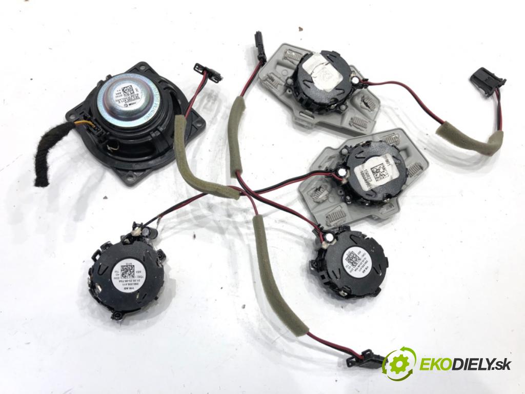 SKODA KAMIQ SUV 2023 81 kW 1.0 TSI 999 reproduktory 3V0035411J