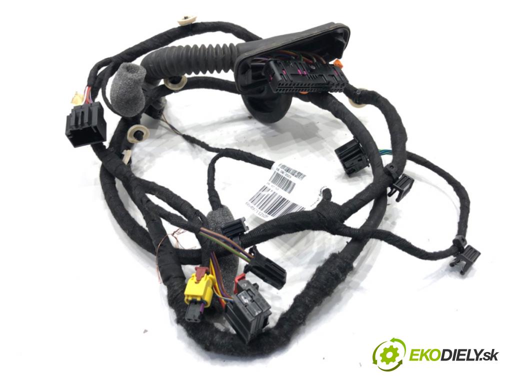 SKODA KAMIQ SUV 2023 81 kW 1.0 TSI 999 Káblovačka Dvere predný pravy 654971121CP