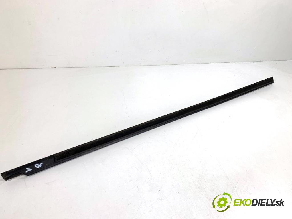 SKODA KAMIQ SUV 2023 81 kW 1.0 TSI 999 Lišta Sbírání: predný ľavy 654837477A