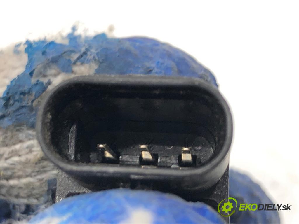 SKODA KAMIQ SUV 2023 81 kW 1.0 TSI 999 Snímač PDC 5Q0919275C