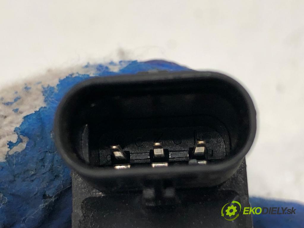 SKODA KAMIQ SUV 2023 81 kW 1.0 TSI 999 Snímač PDC 5Q0919275C