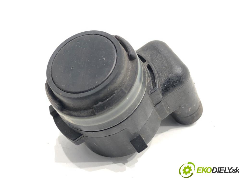 SKODA KAMIQ SUV 2023 81 kW 1.0 TSI 999 Snímač PDC 5Q0919275C