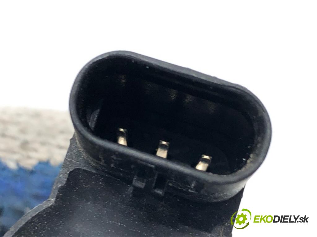 SKODA KAMIQ SUV 2023 81 kW 1.0 TSI 999 Snímač PDC 5Q0919275C