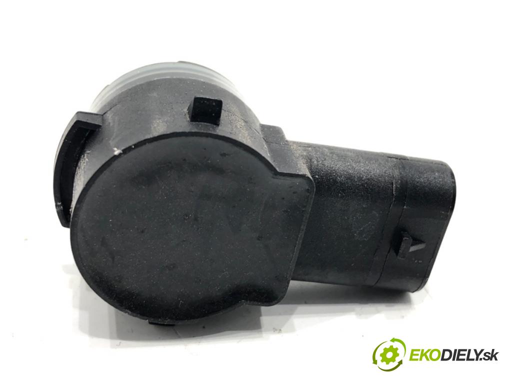 SKODA KAMIQ SUV 2023 81 kW 1.0 TSI 999 Snímač PDC 5Q0919275B