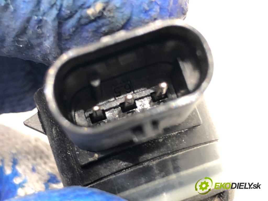 SKODA KAMIQ SUV 2023 81 kW 1.0 TSI 999 Snímač PDC 5Q0919275B