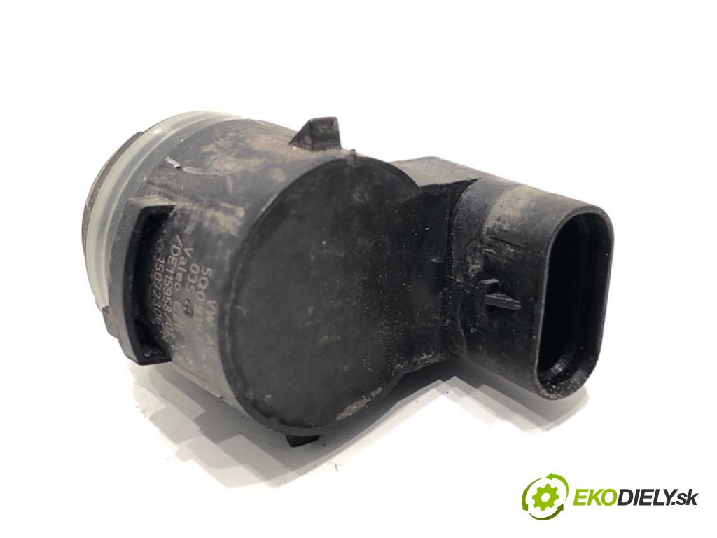 SKODA KAMIQ SUV 2023 81 kW 1.0 TSI 999 Snímač PDC 5Q0919275C