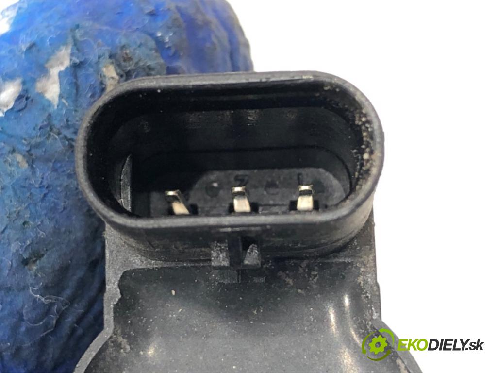 SKODA KAMIQ SUV 2023 81 kW 1.0 TSI 999 Snímač PDC 5Q0919275C