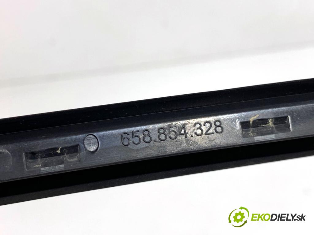 SKODA KAMIQ SUV 2023 81 kW 1.0 TSI 999 Lišta okna čelovej pravá 658854328