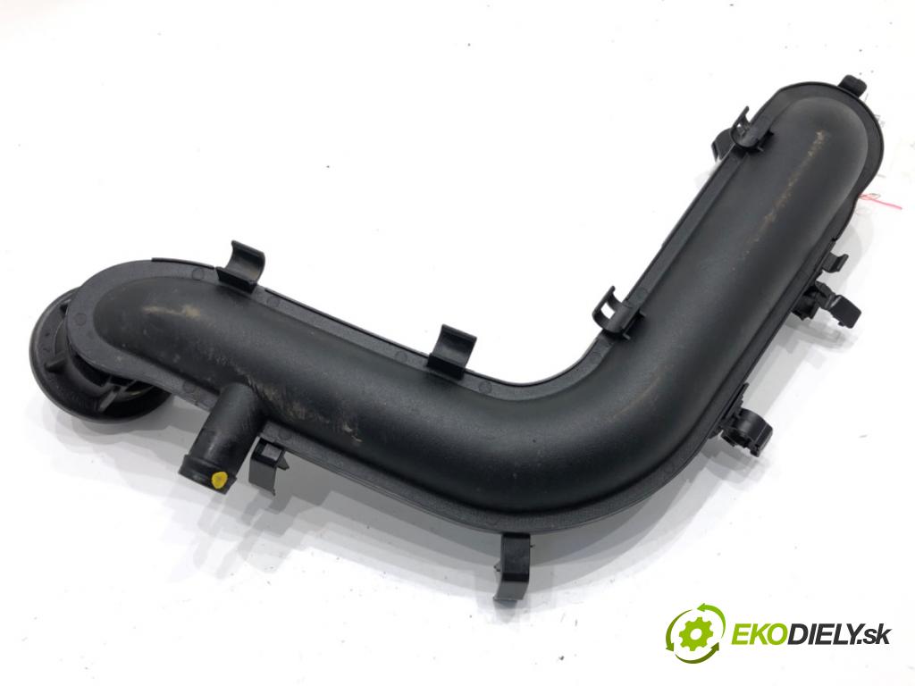 SKODA KAMIQ SUV 2023 81 kW 1.0 TSI 999 Rúra turba 05C145673B