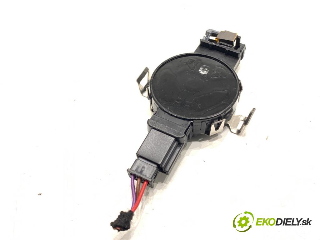 SKODA KAMIQ SUV 2023 81 kW 1.0 TSI 999 Snímač dažďa 81A907658 (Snímač dažďa)