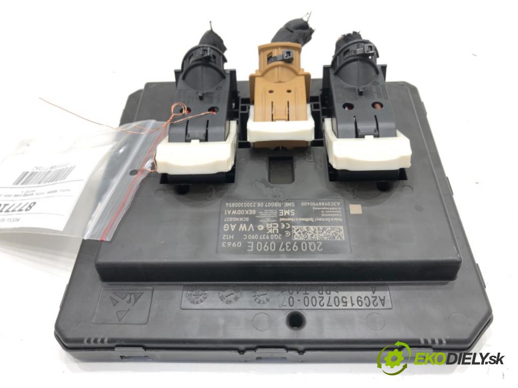 SKODA KAMIQ SUV 2023 81 kW 1.0 TSI 999 modul komfortu 2Q0937090E (Komfortní modul)