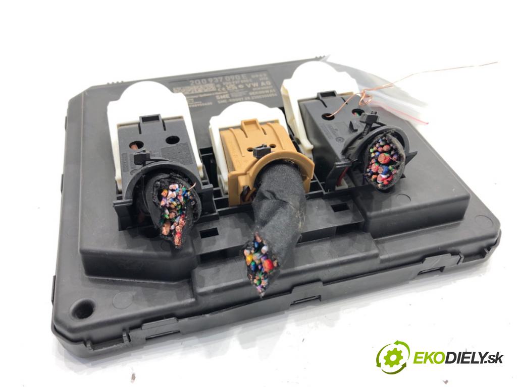 SKODA KAMIQ SUV 2023 81 kW 1.0 TSI 999 Modul komfortu 2Q0937090E (Modul komfortu)