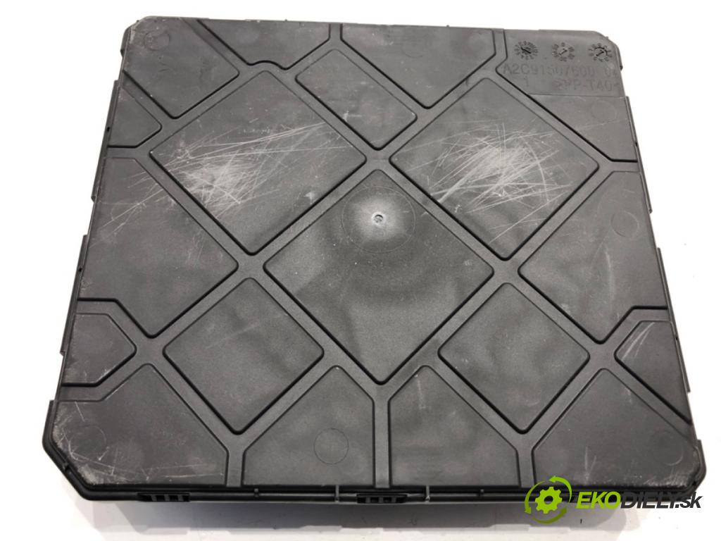 SKODA KAMIQ SUV 2023 81 kW 1.0 TSI 999 Modul komfortu 2Q0937090E (Modul komfortu)