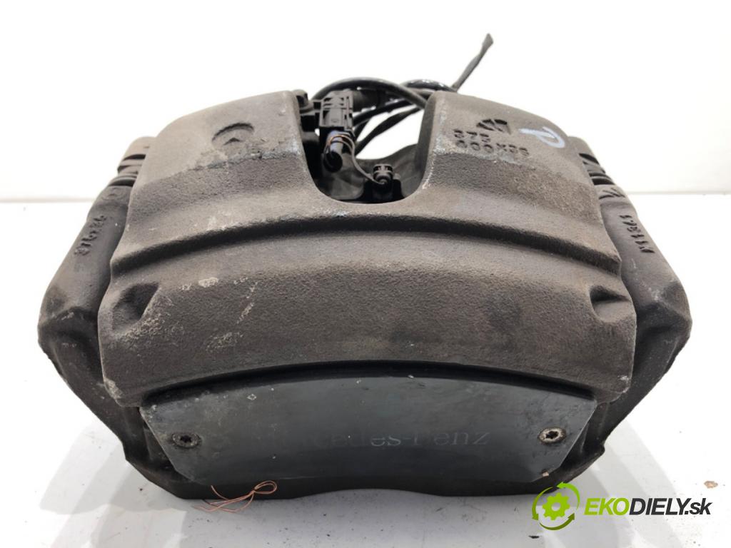 MERCEDES-BENZ GLE SUV 2020 180 kW GLE 300 d 4-matic (167.119) 1950 brzdič třmen pravý přední část 