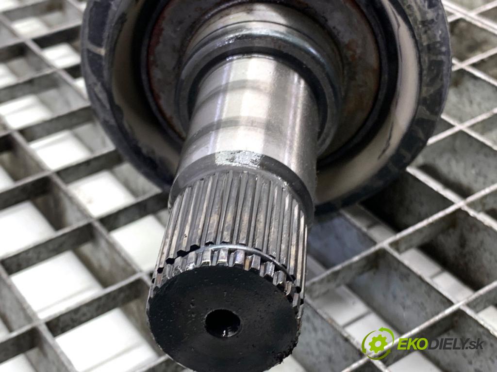 MERCEDES-BENZ GLE SUV 2020 180 kW GLE 300 d 4-matic (167.119) 1950 poloos pravý zadní část A1673501701