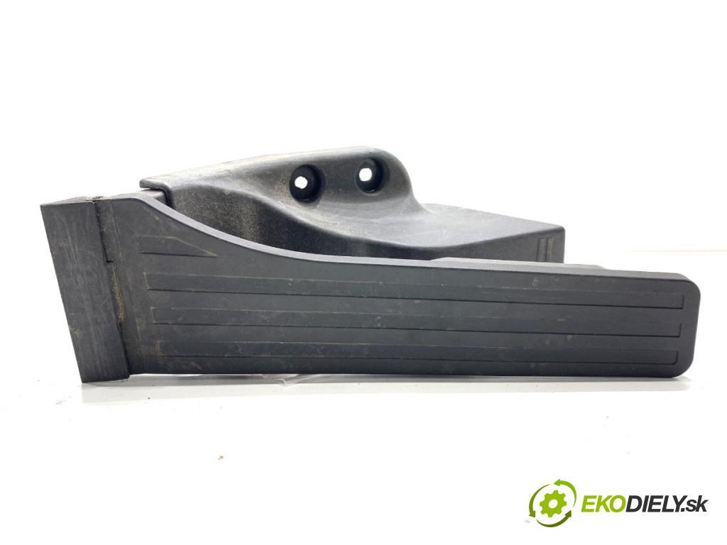 MERCEDES-BENZ GLE SUV 2020 180 kW GLE 300 d 4-matic (167.119) 1950 potenciometr plynového pedálu  (Potenciometr plynového pedálu)