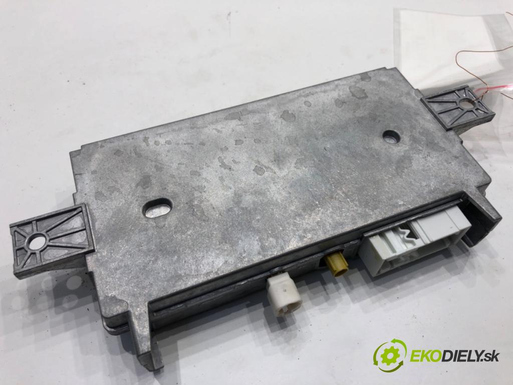 MERCEDES-BENZ GLE SUV 2020 180 kW GLE 300 d 4-matic (167.119) 1950 Modul KAMERY A0009002720