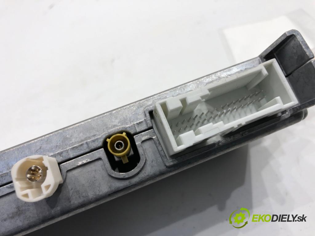 MERCEDES-BENZ GLE SUV 2020 180 kW GLE 300 d 4-matic (167.119) 1950 Modul KAMERY A0009002720