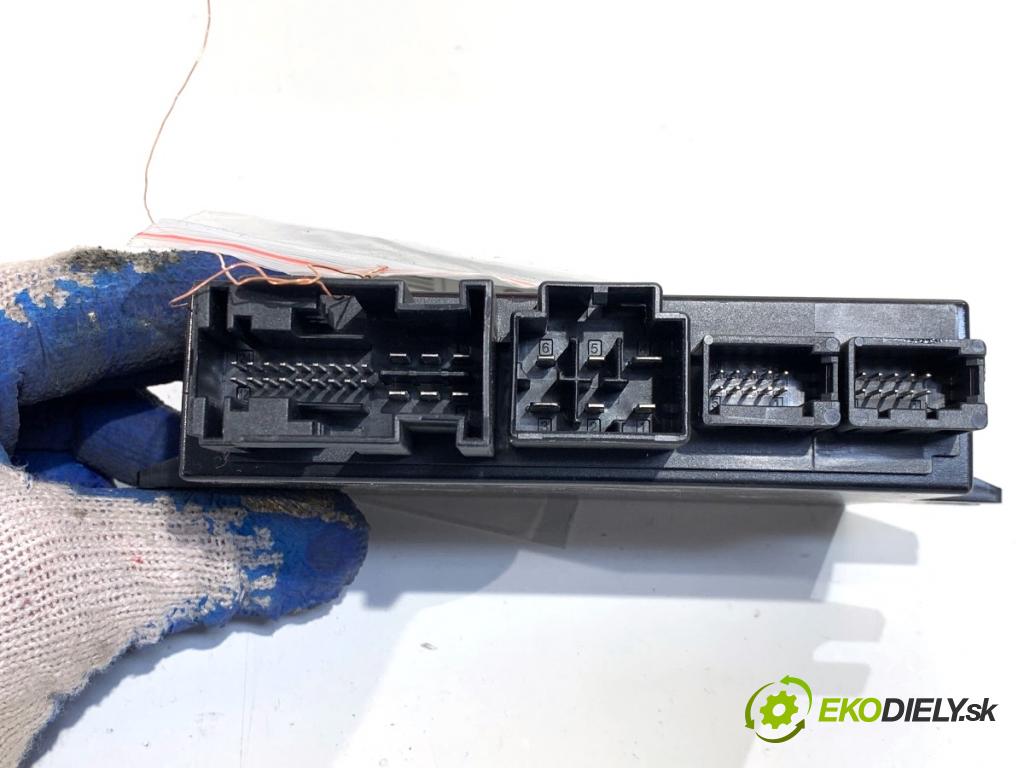 MERCEDES-BENZ GLE SUV 2020 180 kW GLE 300 d 4-matic (167.119) 1950 Modul ťažného oka A1679001309 (Riadiaca jednotka ostatné)