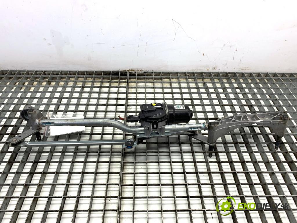 MERCEDES-BENZ GLE SUV 2020 180 kW GLE 300 d 4-matic (167.119) 1950 Mechanizmus stieračov predný A1679063300 (Motorček stieračov predný)