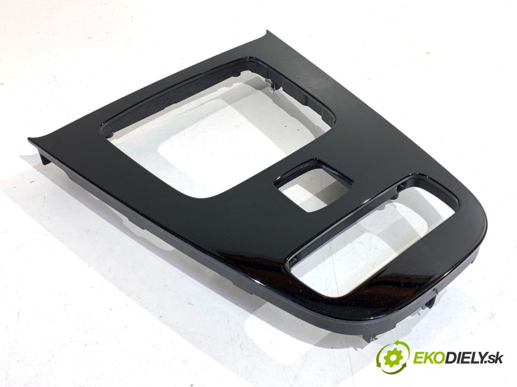 MERCEDES-BENZ GLE SUV 2020 180 kW GLE 300 d 4-matic (167.119) 1950 lišty kryt  (Lišta)