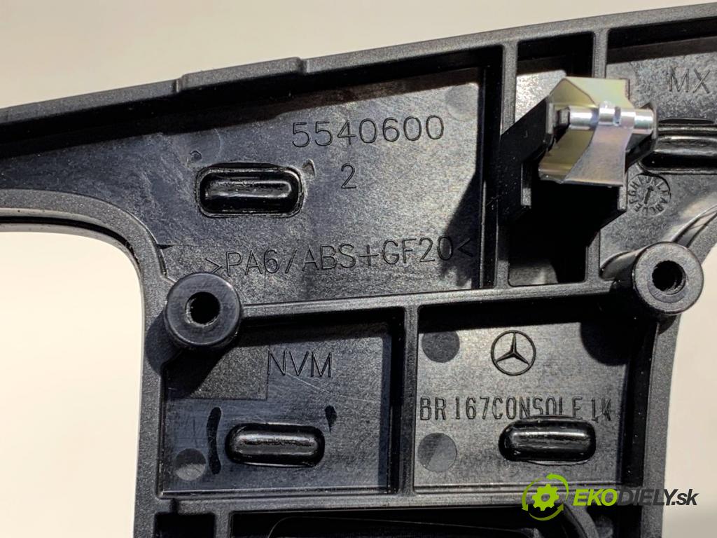 MERCEDES-BENZ GLE SUV 2020 180 kW GLE 300 d 4-matic (167.119) 1950 lišty kryt  (Lišta)