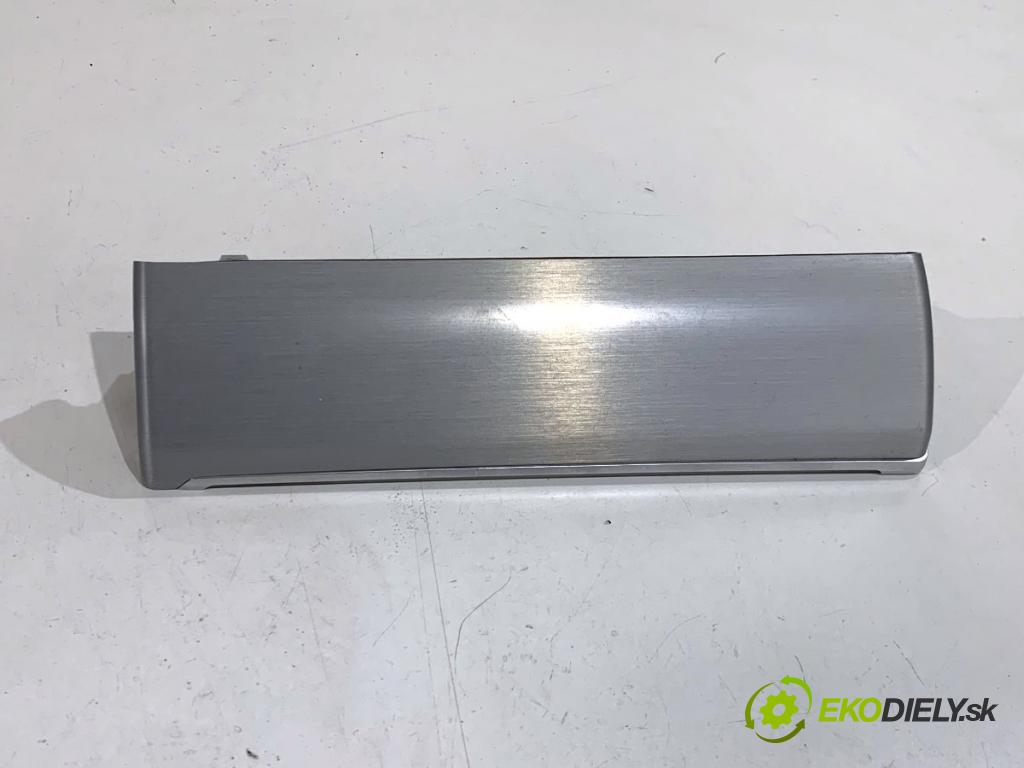 MERCEDES-BENZ GLE SUV 2020 180 kW GLE 300 d 4-matic (167.119) 1950 lišty kryt  (Lišta)